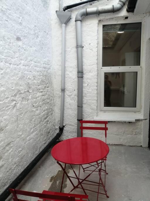 Cosy City Apartment Cork Exterior photo