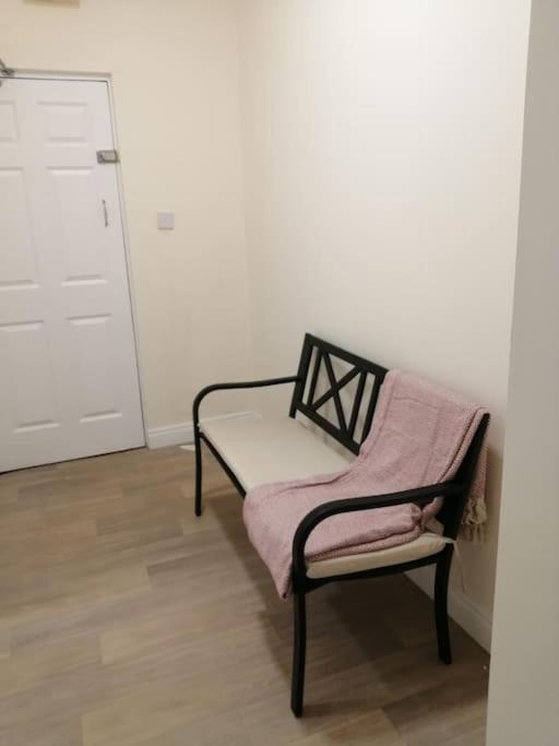 Cosy City Apartment Cork Exterior photo